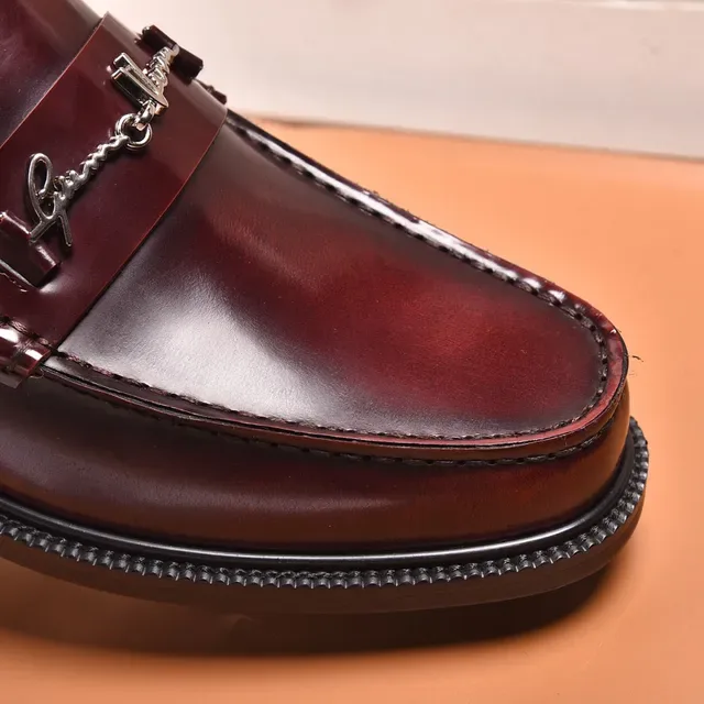 Mocassins Versace Chain Reaction Bordeaux cuir poli 5