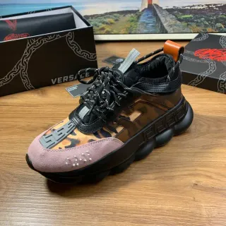 Versace Chain Reaction Camouflage et Daim Rose Chunky Sneakers