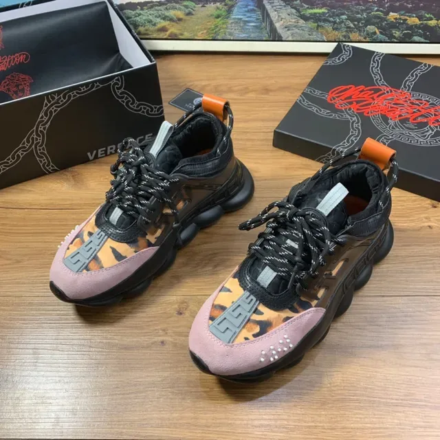 Versace Chain Reaction Camouflage et Daim Rose Chunky Sneakers 8