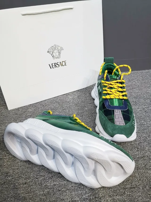 Versace Chain Reaction Carreaux Verts et Baskets Chunky en Daim 3