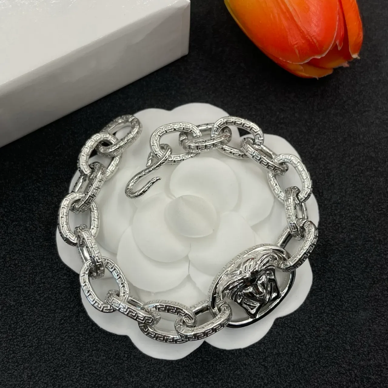 Versace Chain Reaction Medusa Head Bracelet Chaîne Argent 5