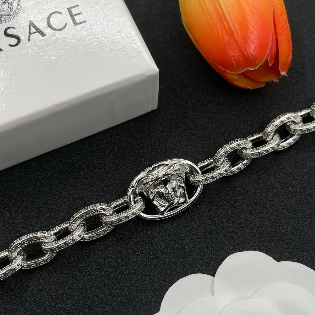 Versace Chain Reaction Medusa Head Bracelet Chaîne Argent 6