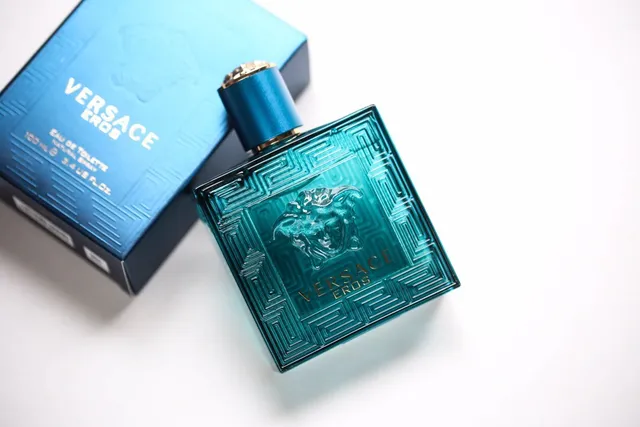 Versace Eros Teal Blue Glass Perfume 4