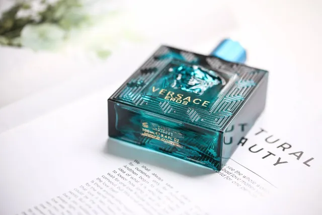 Versace Eros Teal Blue Glass Perfume 7
