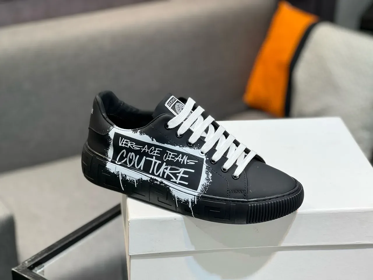 Versace Jeans Couture Graffiti Print Zapatillas Lifestyle Negro 5