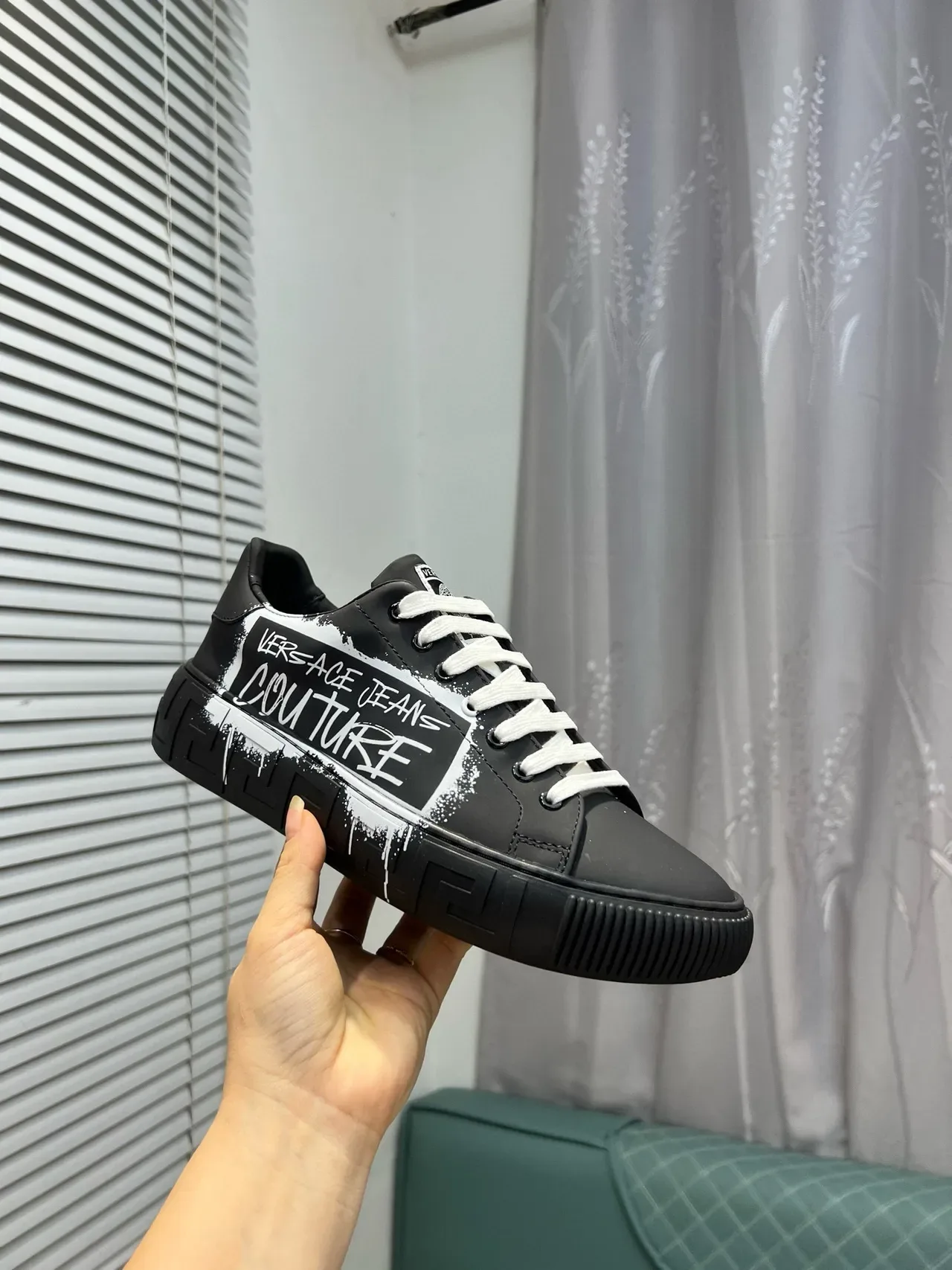 Versace Jeans Couture Graffiti Print Zapatillas Lifestyle Negro 9