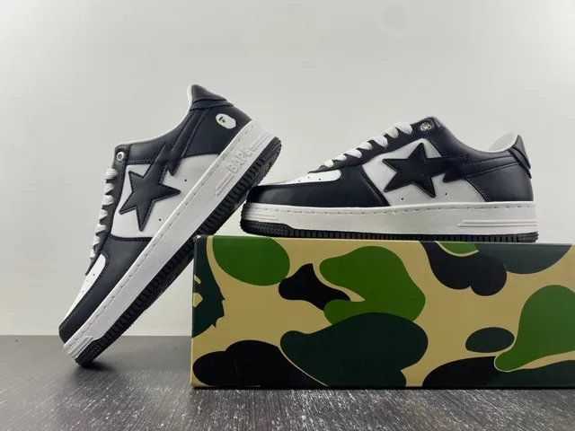 A Bathing Ape BAPE STA Sneakers Lifestyle Noir Blanc Étoile 14