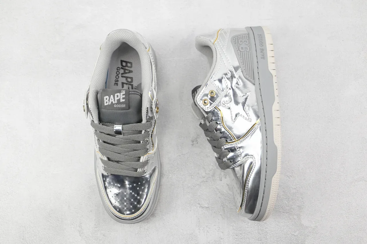 A Bathing Ape BAPE STA Chaussures lifestyle argent métallique avec finitions dorées 3