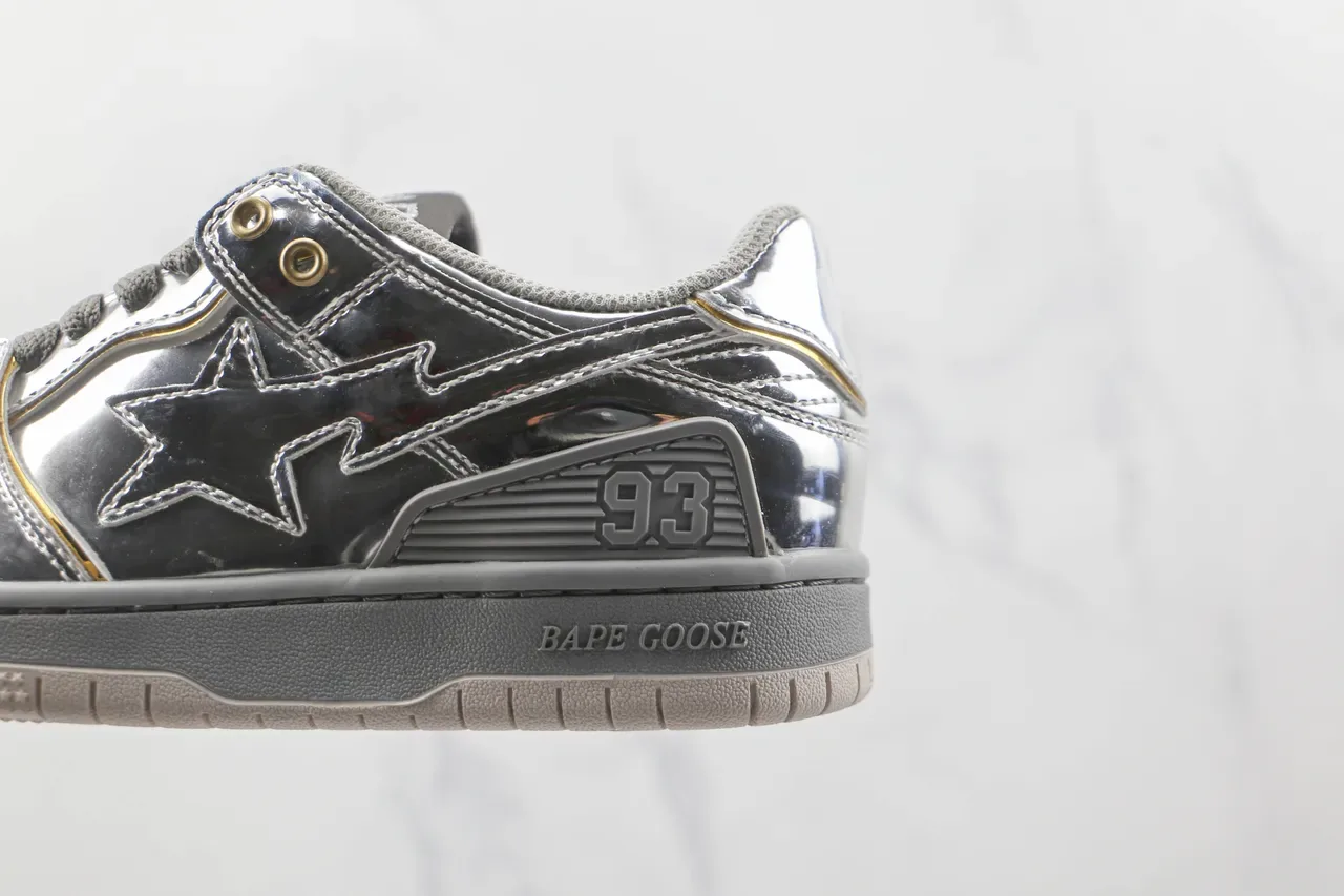 A Bathing Ape BAPE STA Chaussures lifestyle argent métallique avec finitions dorées 7