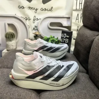 Adidas Adizero Adios Pro Evo 3 chaussures de course blanches noires roses