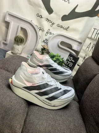 Adidas Adizero Adios Pro Evo 3 chaussures de course blanches noires roses 9