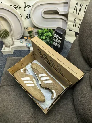 Adidas Beige White Mesh-Suede Hybrid Upper Three-Stripe Side Panel Lifestyle Sneakers 3