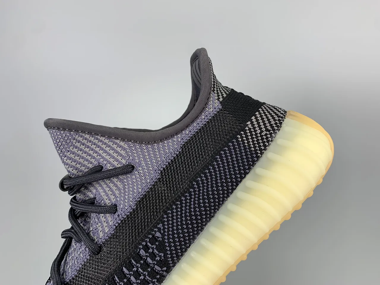 Adidas Black Gray Knit Upper Ridged Boost Midsole Lifestyle Sneakers 7