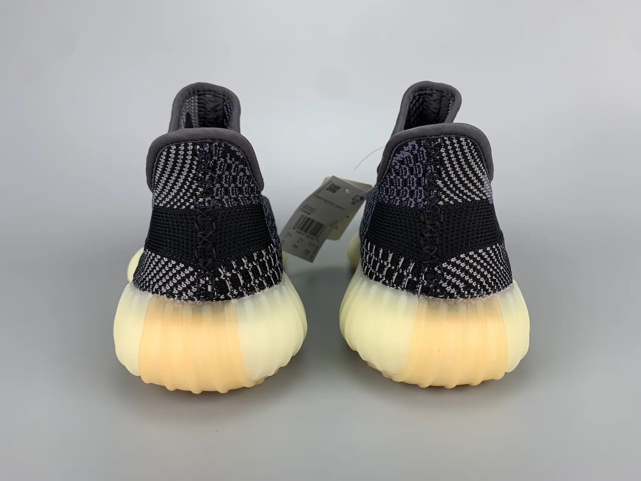Adidas Black Gray Knit Upper Ridged Boost Midsole Lifestyle Sneakers 8
