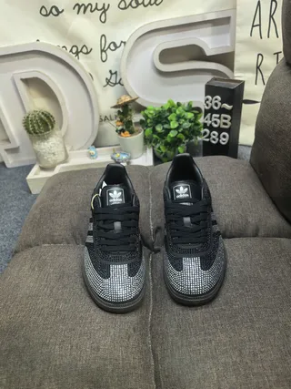 Adidas Black Multicolor Crystal-Embellished Three-Stripe Side Panel Lifestyle Sneakers 20