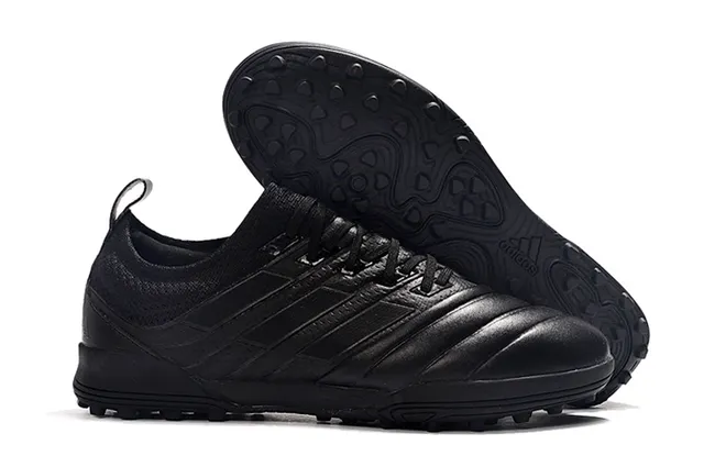 Adidas Chaussures de football Turf en noir et orange avec upper en knit et synthétique 3 rayures 4