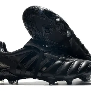 Adidas काले कुशनदार चमड़े के ऊपरी हिस्से बिना लेस पट्टियों से बंद फर्म ग्राउंड फुटबॉल जूते