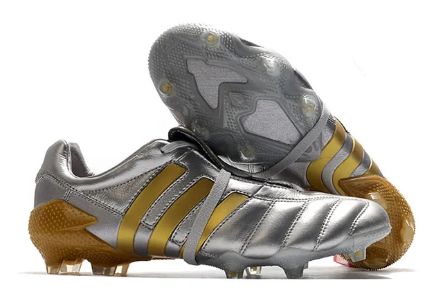Adidas Chaussures de football noires en cuir matelassé à la tige sans lacets fermeture à strap terrain ferme 4