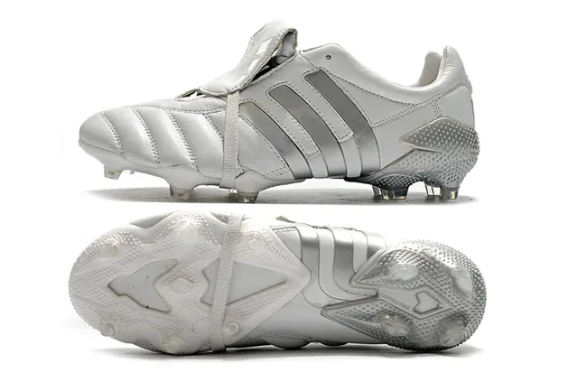 Adidas Chaussures de football noires en cuir matelassé à la tige sans lacets fermeture à strap terrain ferme 6