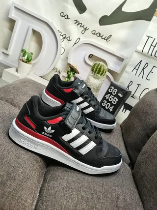 Adidas Black Red Laceless Velcro Strap Three-Stripe Side Panel Lifestyle Sneakers 9