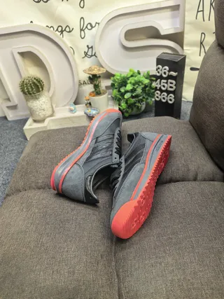 Adidas Black Red Low-Top Suede-and-Synthetic Upper Lifestyle Sneakers 6