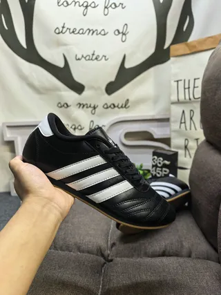 Adidas Black White Laceless Slip-On Quilted Leather Upper Indoor Soccer Shoes 15