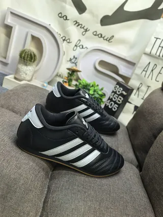 Adidas Black White Laceless Slip-On Quilted Leather Upper Indoor Soccer Shoes 19