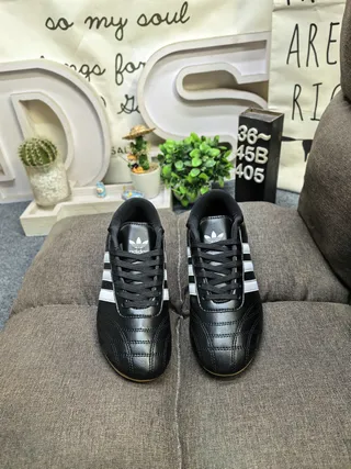 Adidas Black White Laceless Slip-On Quilted Leather Upper Indoor Soccer Shoes 20