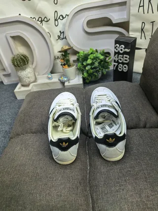 Adidas Black White Low-Top Leather-Suede Upper Lifestyle Sneakers 18