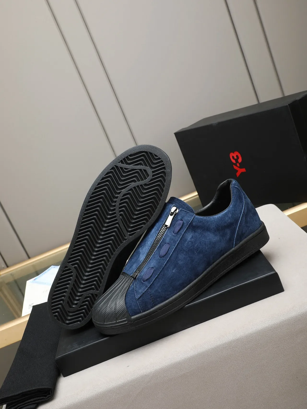Adidas Blue Black Suede Upper Zipper Closure Lifestyle Sneakers 4