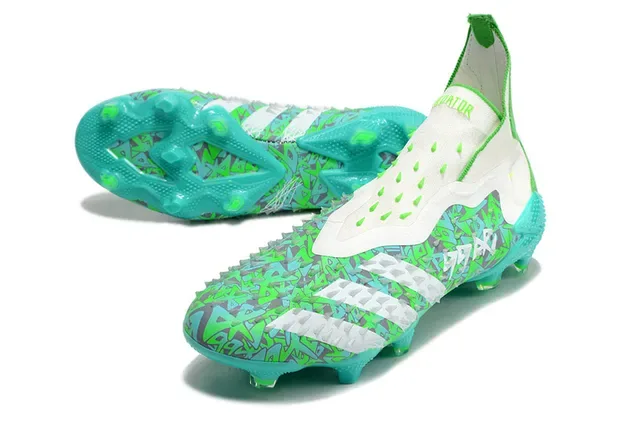 Adidas Chaussures de football bleu vert coupe haute collet ajusté à la chaussette estampillé graffiti empeigne terrain ferme 4
