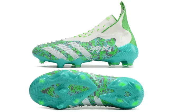 Adidas Chaussures de football bleu vert coupe haute collet ajusté à la chaussette estampillé graffiti empeigne terrain ferme 6