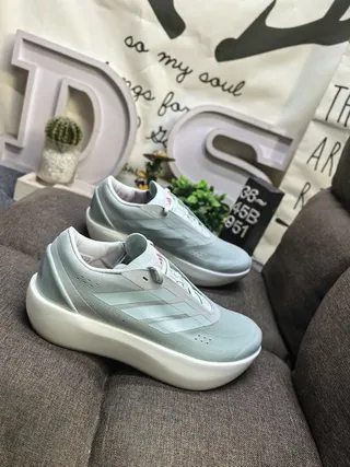 Adidas Blue White Laceless Toggle Closure Knit Mesh Upper Lifestyle Sneakers 9