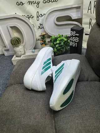 Adidas Blue White Laceless Toggle Closure Knit Mesh Upper Lifestyle Sneakers 16