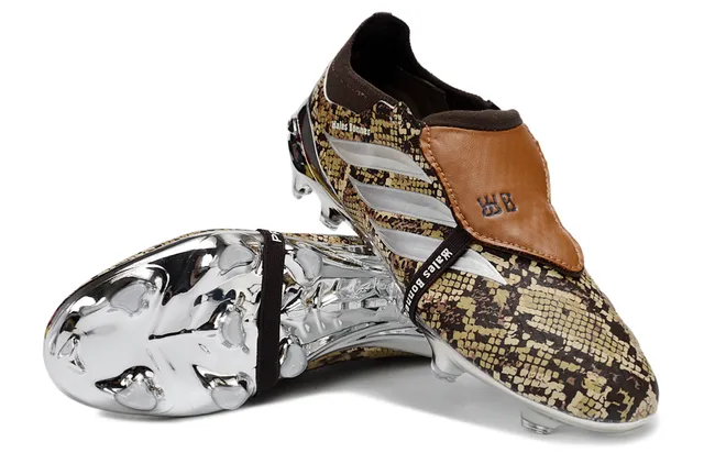Adidas Chaussures de football à upper à impression de serpent marron et or, plaque de semelle chromée pour terrain ferme 4