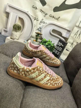 Adidas Brown Pink Deer-Print Upper Cream Stripes Lifestyle Sneakers 9