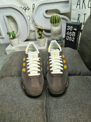 Adidas Brown Yellow Retro Runner Suede-Leather Combo Lifestyle Sneakers 10