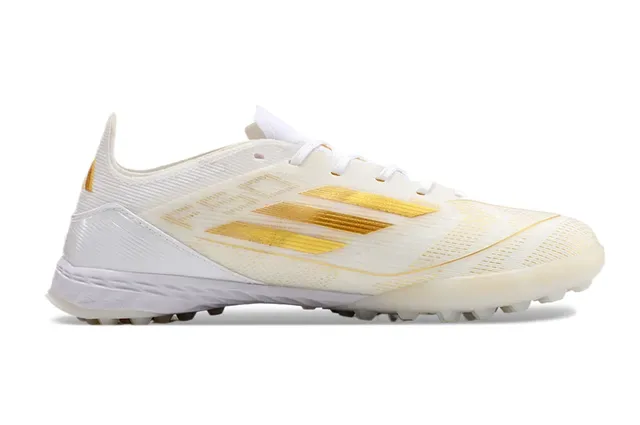 Adidas F50 White Gold Chaussures de football turf légères en matière synthétique avec détails de rayures 7