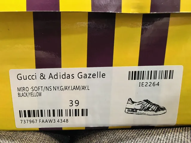 Adidas Gazelle Black and Yellow Lifestyle Sneakers 2