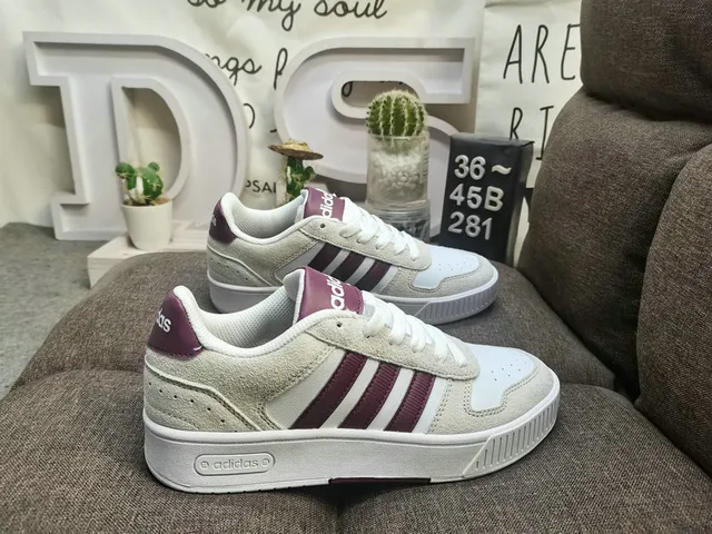 Adidas Gray Black Low-Top Suede-Textured Upper Lifestyle Sneakers 21