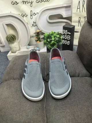 Adidas Navy White Slip-On Knit Mesh Upper Lifestyle Sneakers 10