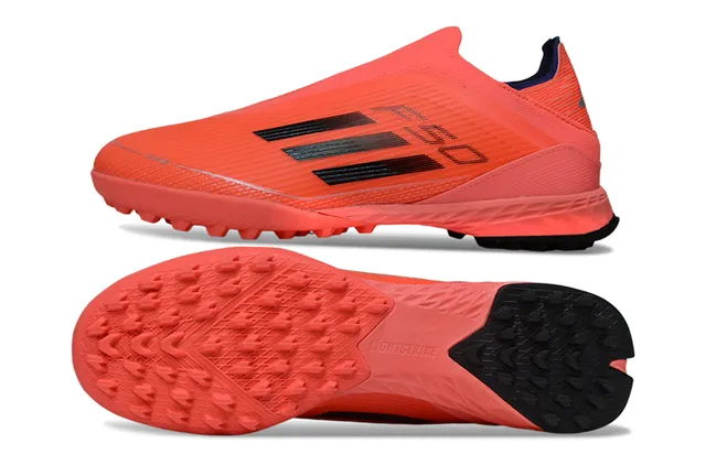 Adidas Chaussures de football turf orange noir slip-on avec upper sock-fit, studs coniques moldés 6