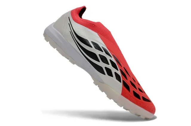 Adidas Predator Chaussures de football Turf Rouge Blanc Sans Lacets Ajustement Chaussette Haut Texturé Argent Trois Rayures Superposition 11