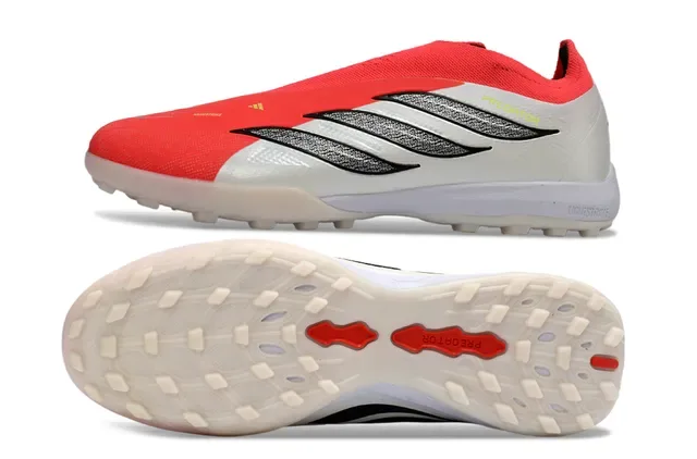 Adidas Predator Chaussures de football Turf Rouge Blanc Sans Lacets Ajustement Chaussette Haut Texturé Argent Trois Rayures Superposition 16
