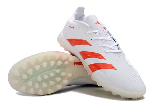 Adidas Predator blanco y rojo de bajo corte superior sintético Three Stripes zapatos de fútbol para césped 4