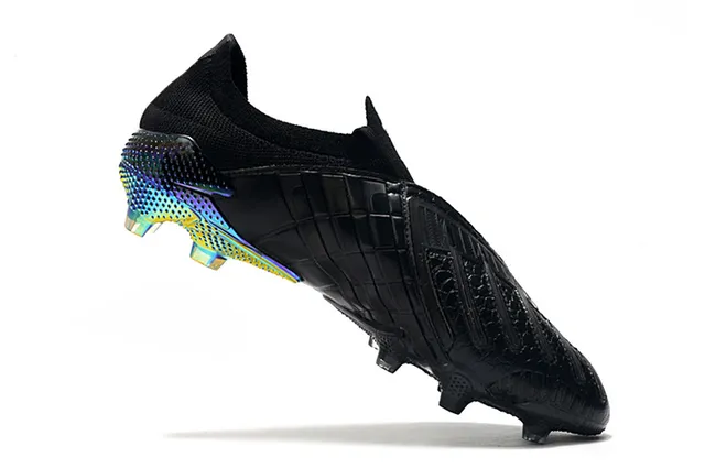 Adidas লাল কালো লো-কাট সক-ফিট আপার টেক্সচার্ড সিন্থেটিক লেদার ফার্ম-গ্রাউন্ড ফুটবল জুতো 20