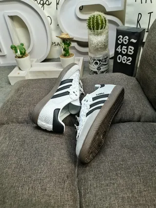 Adidas Samba Gray Black Low-Top Ruffled Lace Detail Lifestyle Sneakers 6