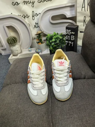 Adidas Samba OG Light Gray Mustard Yellow Rust Orange Lifestyle Sneakers 10