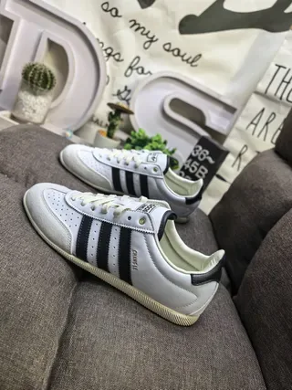 Adidas Samba OG Metallic Silver Lifestyle Sneakers 7