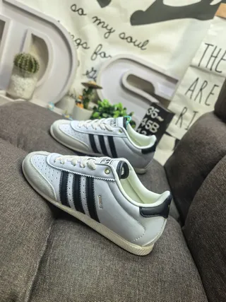 Adidas Samba OG Metallic Silver Off-White Lifestyle Sneakers 7